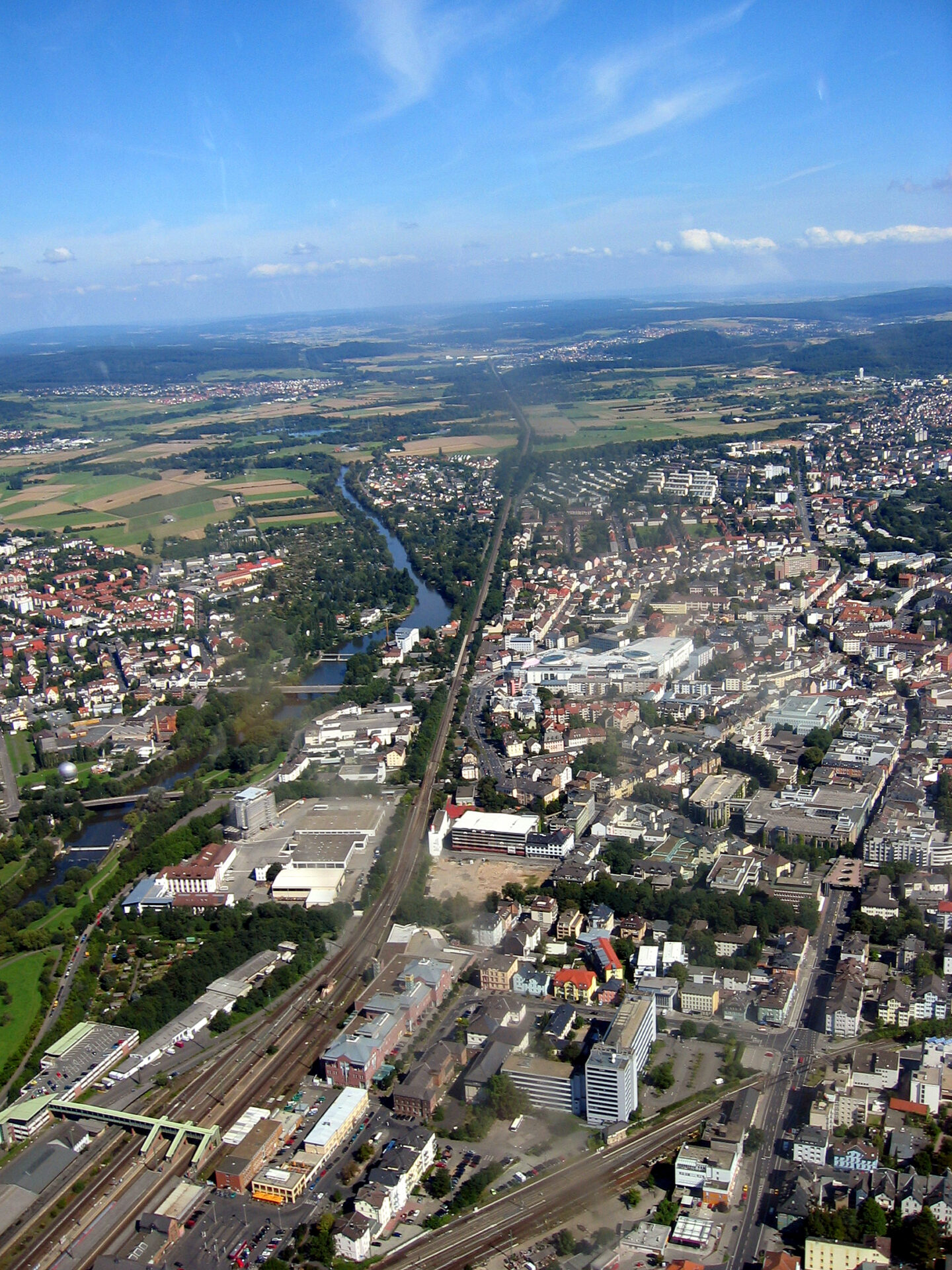 Luftaufnahme von Gießen mit der Lahn